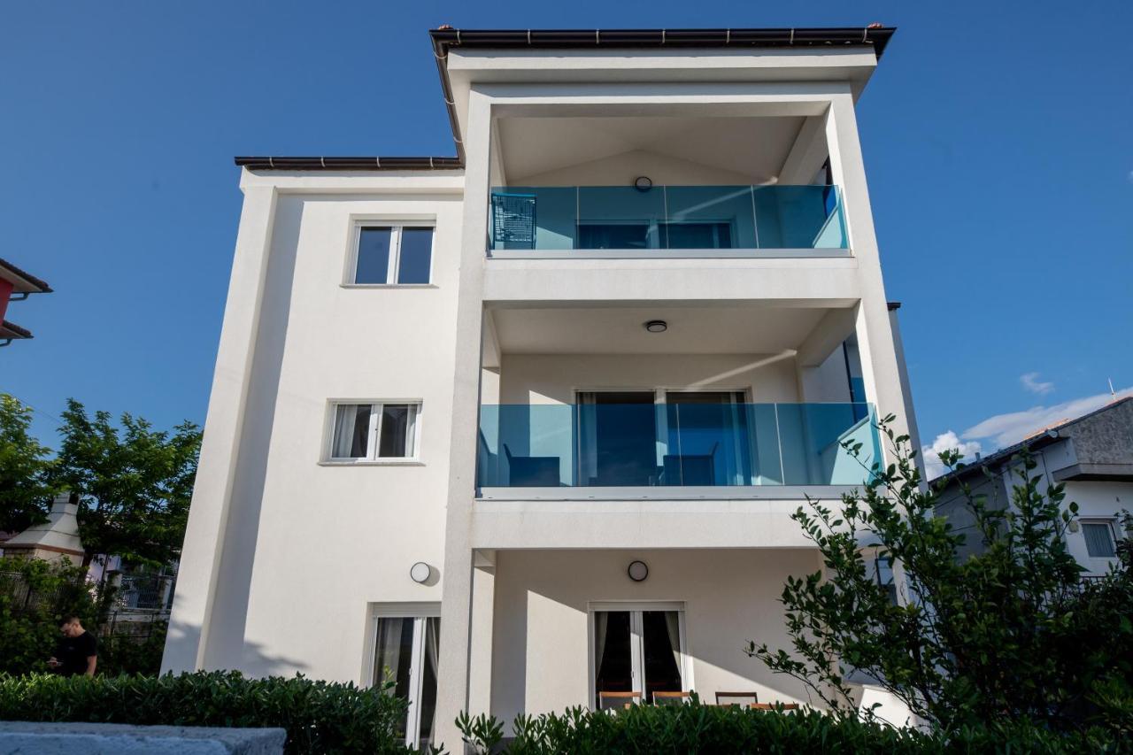 Peaceful Haven Near The Sea-Apartments Torlak Rab Banjol Exteriör bild